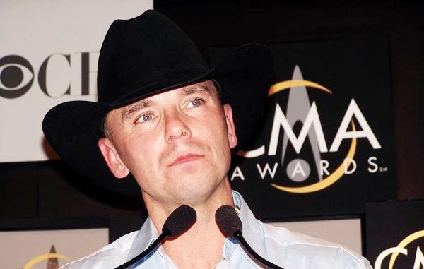Kenny Chesney<br>38th Annual Country Music Awards Press Room
