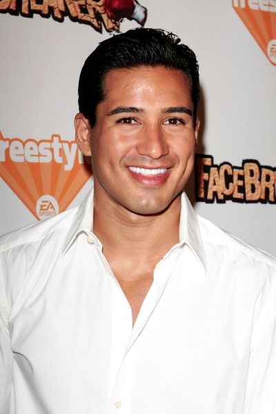 mario lopez hair