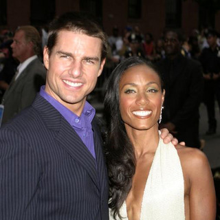 Tom Cruise, Jada Pinkett Smith in Collateral