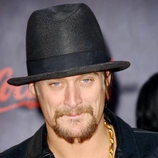 Kid Rock in 2007 American Music Awards - Arrivals