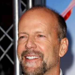 Bruce Willis in "The House Bunny" Los Angeles Premiere - Arrivals