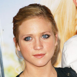Brittany Snow in "The House Bunny" Los Angeles Premiere - Arrivals