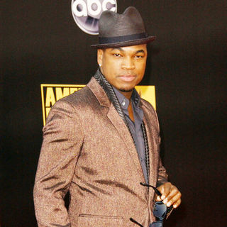Ne-Yo in 2008 American Music Awards - Arrivals