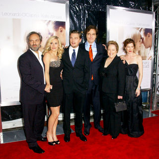 Sam Mendes, Kate Winslet, Leonardo DiCaprio, Michael Shannon, Kathy Bates, Kathryn Hahn in "Revolutionary Road" World Premiere - Arrivals