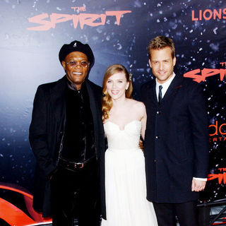 Samuel L. Jackson, Scarlett Johansson, Gabriel Macht in "The Spirit" Hollywood Premiere - Arrivals