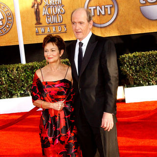 Richard Jenkins, Sharon Frederick in 15th Annual Screen Actors Guild Awards - Arrivals