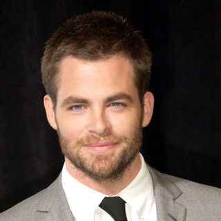 Chris Pine in 2009 ShoWest Closing Night Ceremony - Press Room