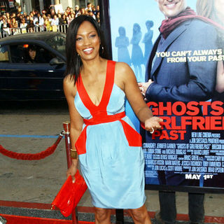 "Ghosts of Girfriends Past" Los Angeles Premiere - Arrivals