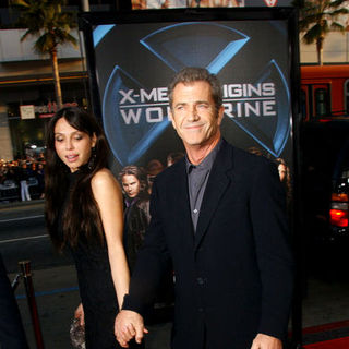 Mel Gibson, Oksana Grigorieva in "X-Men Origins: Wolverine" Los Angeles Premiere - Arrivals