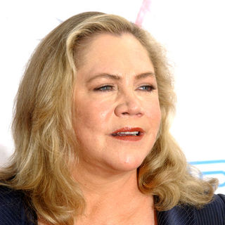 Kathleen Turner in 37th Annual AFI Lifetime Achievement Awards - Arrivals
