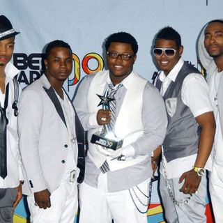 DAY26 in 2009 BET Awards - Press Room