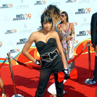 Lil Mama in 2009 BET Awards - Arrivals
