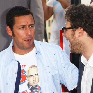 Adam Sandler, Seth Rogen in "Funny People" Los Angeles Premiere - Arrivals