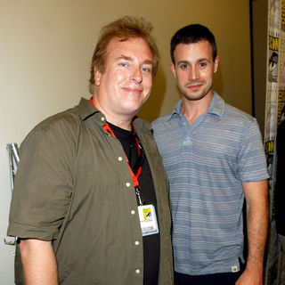 David Fury, Freddie Prinze Jr. in 2009 Comic Con International - Day 2