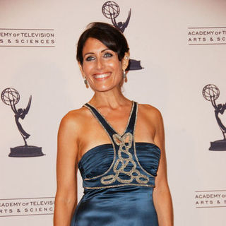 Lisa Edelstein in 61st Annual Primetime Creative Arts Emmy Awards - Press Room
