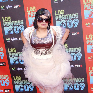 Amandititita in 2009 MTV Latin VMAs - Arrivals