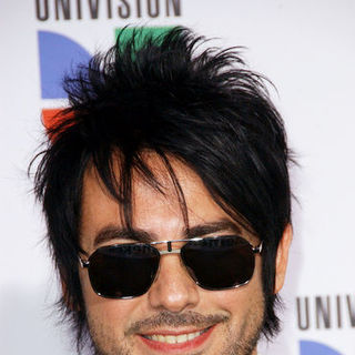 Beto Cuevas in The 10th Annual Latin GRAMMY Awards - Arrivals