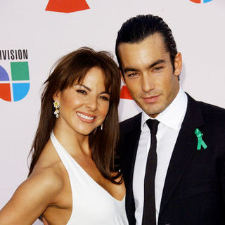 Aaron Diaz, Kate del Castillo in The 10th Annual Latin GRAMMY Awards - Arrivals