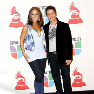 Alicia Keys, Alejandro Sanz in The 10th Annual Latin GRAMMY Awards - Press Room