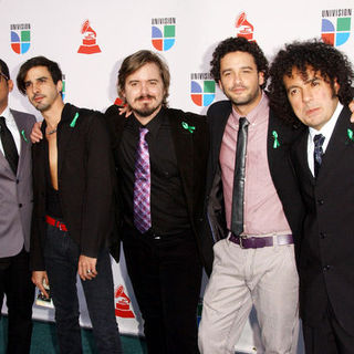 Los Amigos Invisibles in The 10th Annual Latin GRAMMY Awards - Arrivals
