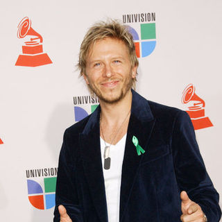 Noel Schajris in The 10th Annual Latin GRAMMY Awards - Arrivals