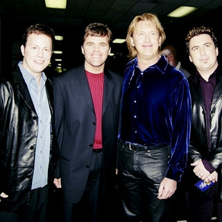 Lonestar in 28th Annual American Music Awards