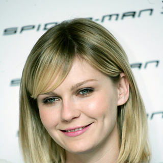 Kirsten Dunst in Spider-Man 3 Photocall in Rome, Italy