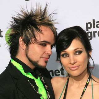Lukas Rossi, Kendra Rossi in Planet Green Premiere Event and Concert - Arrivals