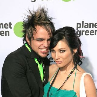 Lukas Rossi, Kendra Rossi in Planet Green Premiere Event and Concert - Arrivals