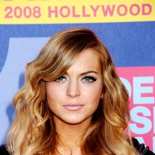 Lindsay Lohan in 2008 MTV Video Music Awards - Arrivals