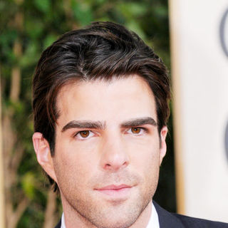 Zachary Quinto in 66th Annual Golden Globes - Arrivals