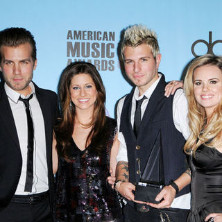 2009 American Music Awards - Press Room