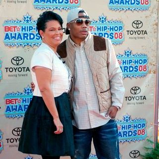 Nelly, Debra L. Lee in 2008 BET Hip Hop Awards - Arrivals