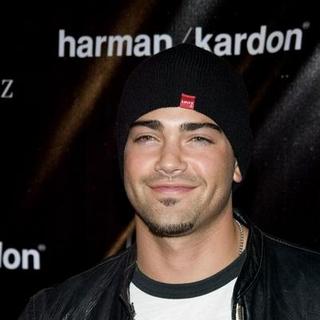 Jesse Metcalfe in Harman/Kardon VIP Celebrity Party at The Rolling Stones Concert