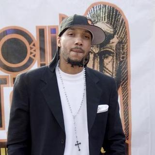 Lyfe Jennings in 20th Annual Soul Train Music Awards