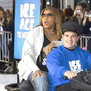 Queen Latifah in Ice Age 2: The Meltdown World Premiere