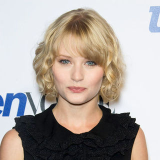 Emilie de Ravin in 2007 Teen Vogue Young Hollywood Party