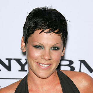 Pink in 2008 Clive Davis Pre-GRAMMY Party - Arrivals