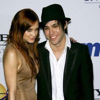 Ashlee Simpson, Pete Wentz in 2008 Clive Davis Pre-GRAMMY Party - Arrivals