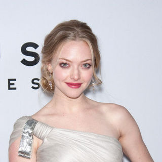 Amanda Seyfried in 66th Annual Golden Globes NBC After Party - Arrivals