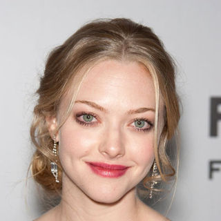 Amanda Seyfried in 66th Annual Golden Globes NBC After Party - Arrivals