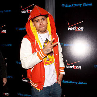 Verizon/Blackberry Pre-Grammy Party - Arrivals