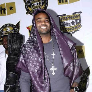 Jim Jones in 5th Annual VH1 Hip Hop Honors - Arrivals