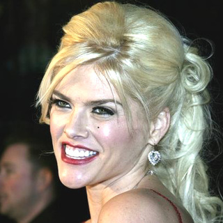 Anna Nicole Smith in Be Cool Movie Premiere