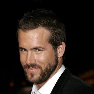 Ryan Reynolds in Just Friends Los Angeles Premiere - Arrivals