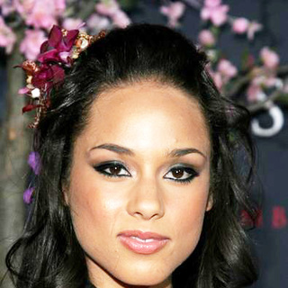 Alicia Keys in Premiere of Memoirs of a Geisha