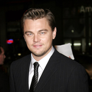 Leonardo DiCaprio in Blood Diamond Hollywood Premiere