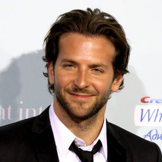 Bradley Cooper in "He's Just Not That Into You" World Premiere - Arrivals