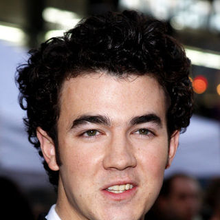 Kevin Jonas, Jonas Brothers in "Jonas Brothers: The 3D Concert Experience" World Premiere - Arrivals