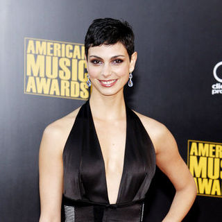 Morena Baccarin in 2009 American Music Awards - Arrivals